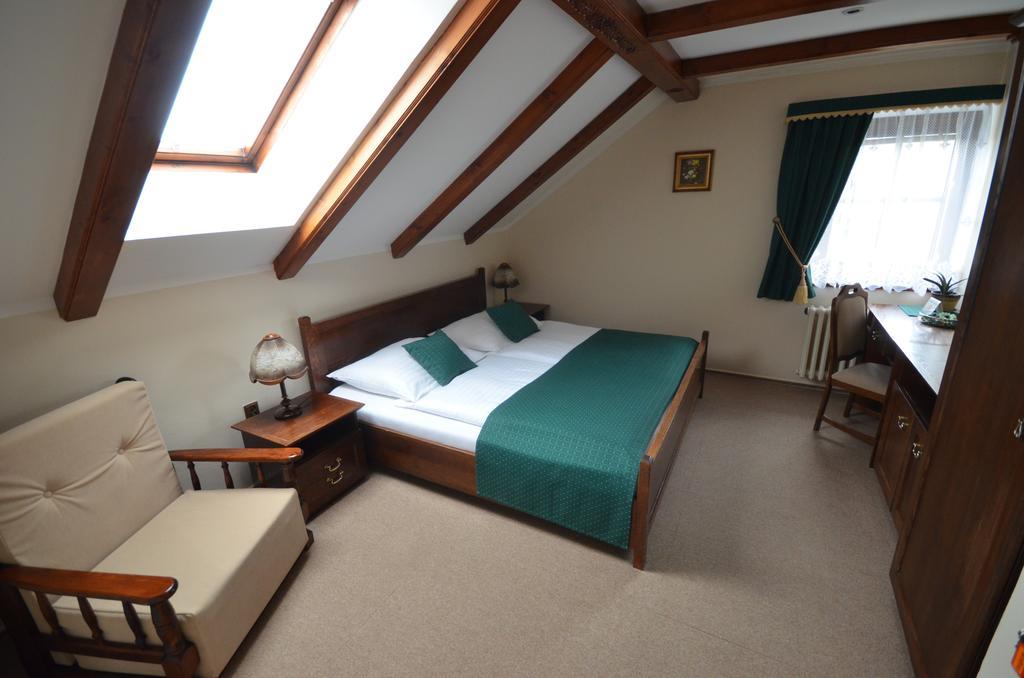 Villa Zerotin Penzion Bed & Breakfast Velké Losiny Dış mekan fotoğraf