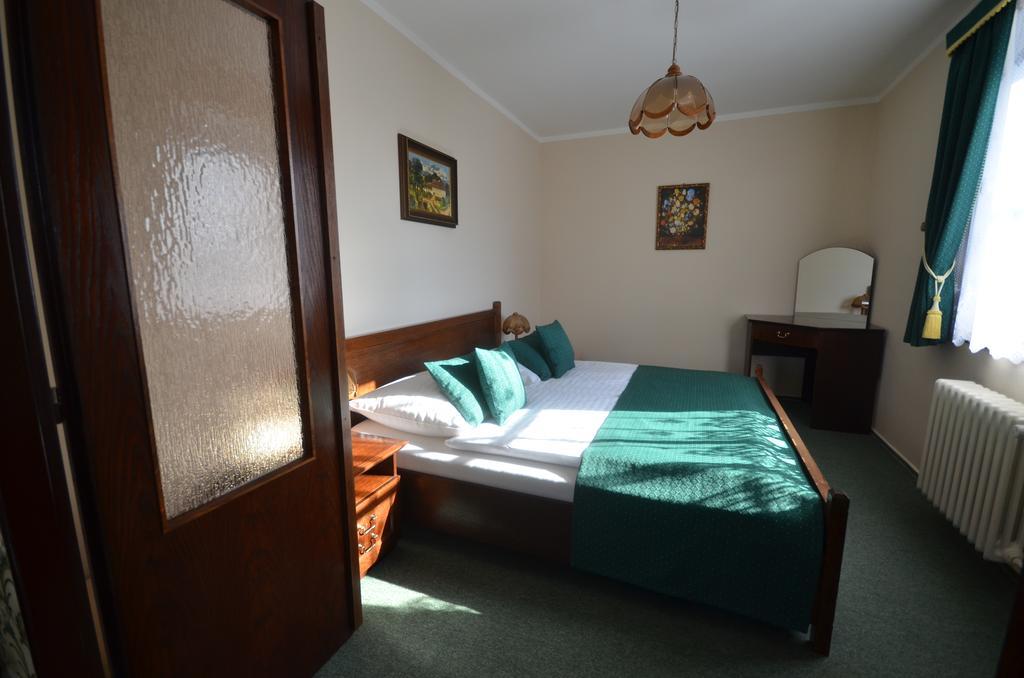Villa Zerotin Penzion Bed & Breakfast Velké Losiny Dış mekan fotoğraf